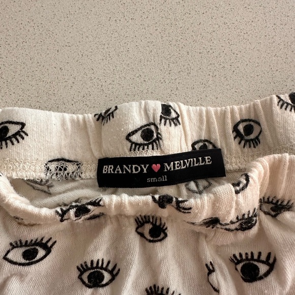 Brandy Melville Eye Print Women's Shorts - Picture 4 of 4